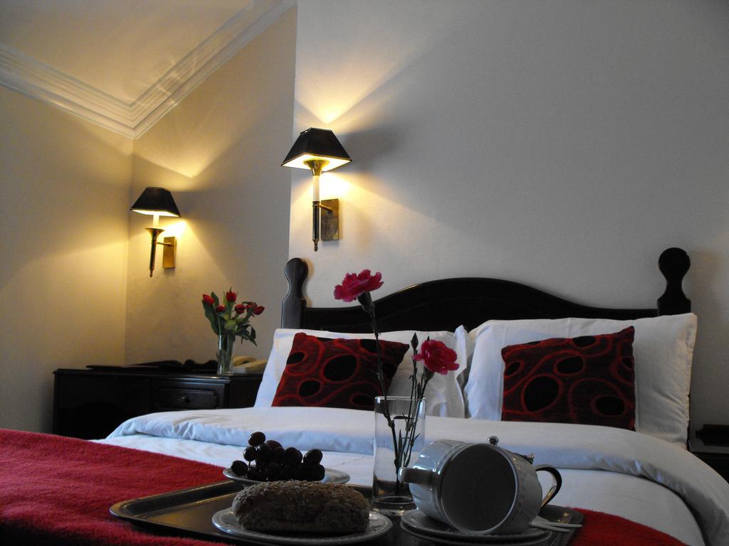 The Townhouse Dublin Hotel Room photo