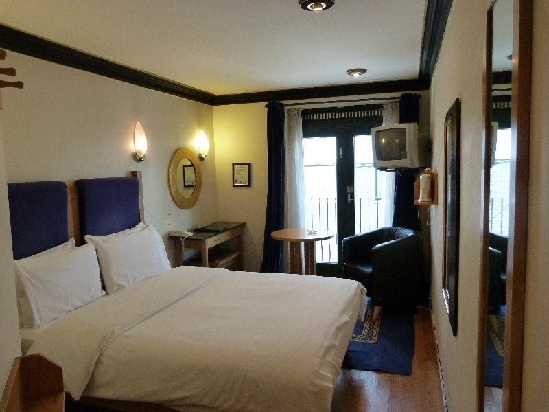 The Townhouse Dublin Hotel Room photo